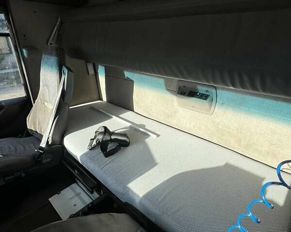 Желтый Рено Магнум, объемом двигателя 12.8 л и пробегом 1 тыс. км за 11000 $, фото 25 на Automoto.ua