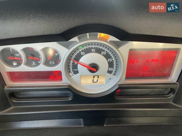 Желтый Рено Магнум, объемом двигателя 12.8 л и пробегом 1 тыс. км за 11000 $, фото 28 на Automoto.ua