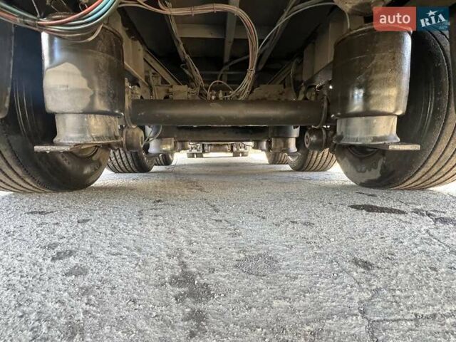 Желтый Рено Магнум, объемом двигателя 12.8 л и пробегом 1 тыс. км за 11000 $, фото 14 на Automoto.ua