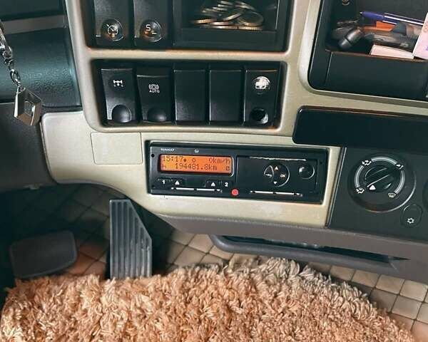 Желтый Рено Магнум, объемом двигателя 12.78 л и пробегом 1 тыс. км за 7999 $, фото 5 на Automoto.ua