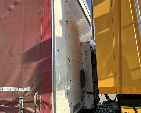 Желтый Рено Магнум, объемом двигателя 12.8 л и пробегом 1 тыс. км за 11000 $, фото 19 на Automoto.ua