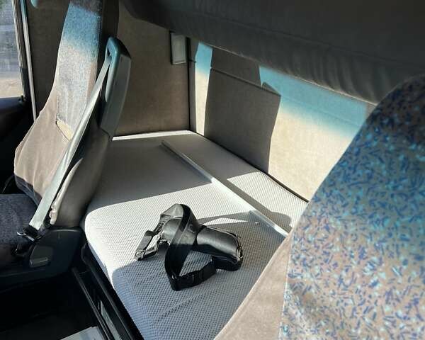 Желтый Рено Магнум, объемом двигателя 12.8 л и пробегом 1 тыс. км за 11000 $, фото 23 на Automoto.ua