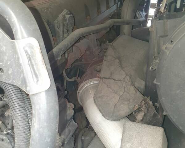 Желтый Рено Магнум, объемом двигателя 12.78 л и пробегом 1 тыс. км за 17500 $, фото 10 на Automoto.ua