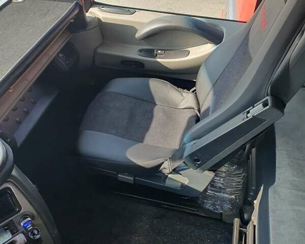 Желтый Рено Магнум, объемом двигателя 12.78 л и пробегом 1 тыс. км за 17500 $, фото 14 на Automoto.ua