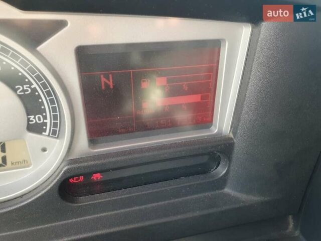 Желтый Рено Магнум, объемом двигателя 12.78 л и пробегом 1 тыс. км за 17500 $, фото 16 на Automoto.ua