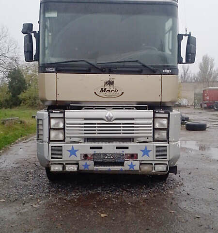 Серый Рено Магнум, объемом двигателя 11.93 л и пробегом 996 тыс. км за 3400 $, фото 2 на Automoto.ua