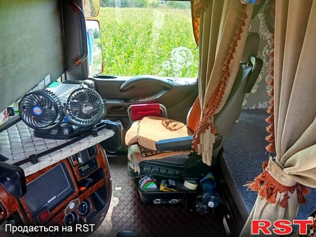 Серый Рено Магнум, объемом двигателя 12 л и пробегом 260 тыс. км за 8000 $, фото 8 на Automoto.ua