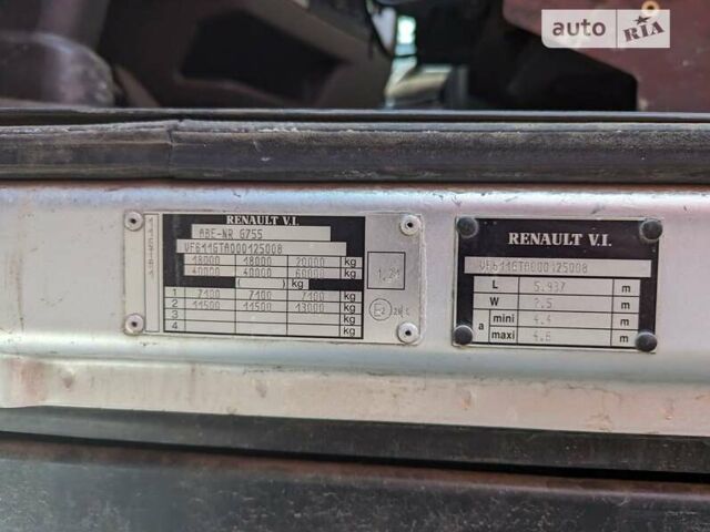 Серый Рено Магнум, объемом двигателя 11.93 л и пробегом 900 тыс. км за 7900 $, фото 13 на Automoto.ua
