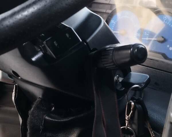 Серый Рено Магнум, объемом двигателя 12 л и пробегом 2 тыс. км за 20000 $, фото 44 на Automoto.ua