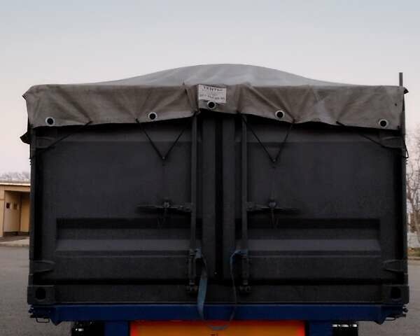 Серый Рено Магнум, объемом двигателя 12 л и пробегом 2 тыс. км за 20000 $, фото 10 на Automoto.ua