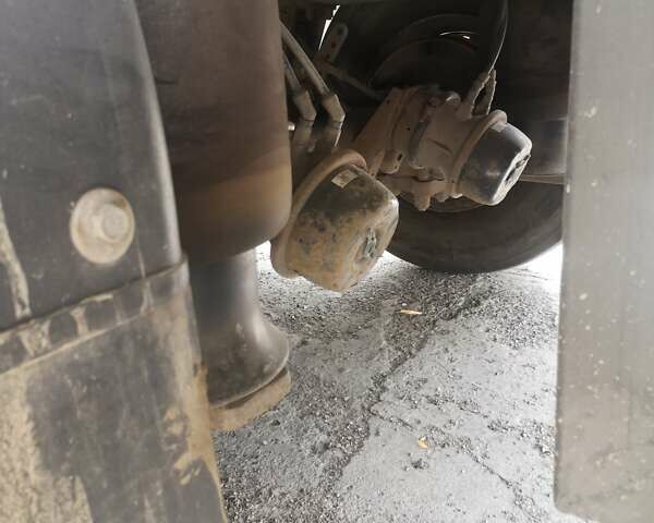 Сірий Рено Магнум, об'ємом двигуна 12.8 л та пробігом 999 тис. км за 22000 $, фото 16 на Automoto.ua