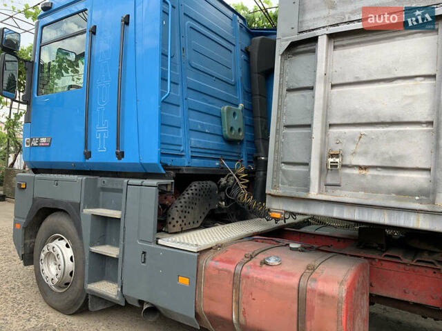 Синий Рено Магнум, объемом двигателя 12.02 л и пробегом 890 тыс. км за 5000 $, фото 8 на Automoto.ua