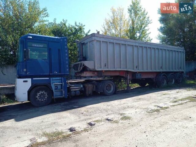 Синій Рено Магнум, об'ємом двигуна 12.13 л та пробігом 900 тис. км за 15000 $, фото 4 на Automoto.ua