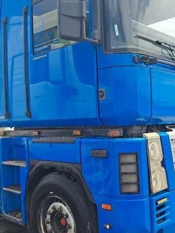 Рено Магнум 2002 у Одесі на Automoto.ua Синій Рено Магнум, об'ємом двигуна 12 л та пробігом 1 тис. км за 6500 $, фото 10 на Automoto.ua