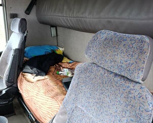 Синий Рено Магнум, объемом двигателя 12 л и пробегом 300 тыс. км за 10500 $, фото 4 на Automoto.ua