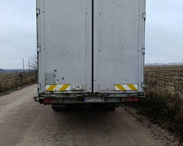 Синий Рено Магнум, объемом двигателя 12 л и пробегом 300 тыс. км за 10500 $, фото 13 на Automoto.ua