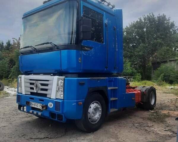 Синий Рено Магнум, объемом двигателя 0 л и пробегом 1000 тыс. км за 4500 $, фото 2 на Automoto.ua