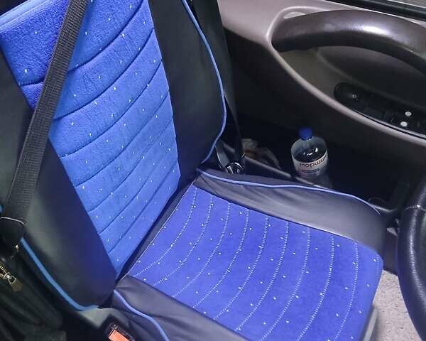 Синій Рено Магнум, об'ємом двигуна 11.9 л та пробігом 397 тис. км за 13500 $, фото 8 на Automoto.ua