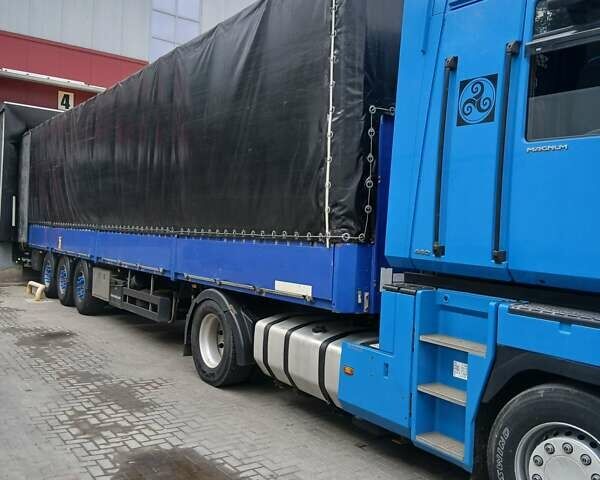 Синій Рено Магнум, об'ємом двигуна 11.9 л та пробігом 397 тис. км за 13500 $, фото 3 на Automoto.ua