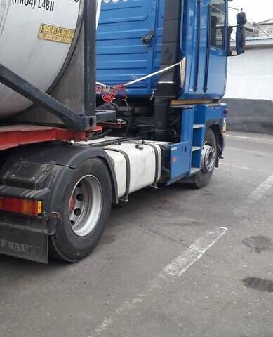 Синий Рено Магнум, объемом двигателя 11.93 л и пробегом 10 тыс. км за 8100 $, фото 4 на Automoto.ua