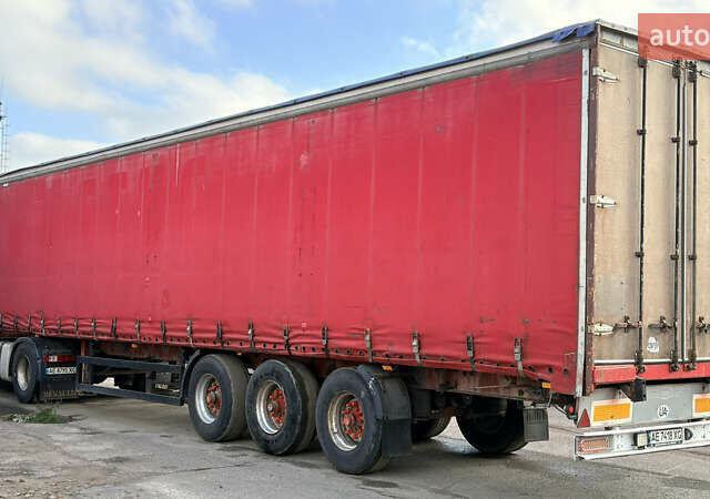 Синий Рено Магнум, объемом двигателя 12.9 л и пробегом 1000 тыс. км за 10000 $, фото 5 на Automoto.ua