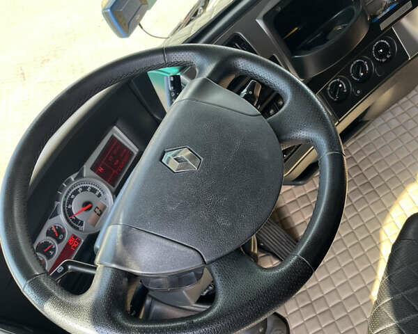 Рено Магнум 2011 в Мукачеве на Automoto.ua Синий Рено Магнум, объемом двигателя 12.9 л и пробегом 1 тыс. км за 12900 $, фото 1 на Automoto.ua