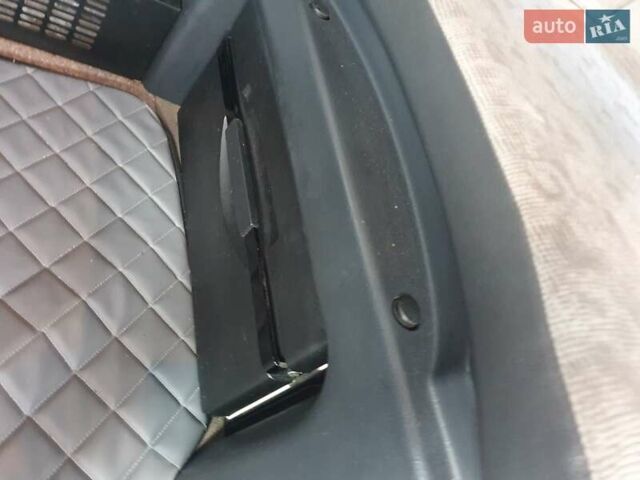 Синій Рено Магнум, об'ємом двигуна 12.8 л та пробігом 994 тис. км за 16500 $, фото 9 на Automoto.ua