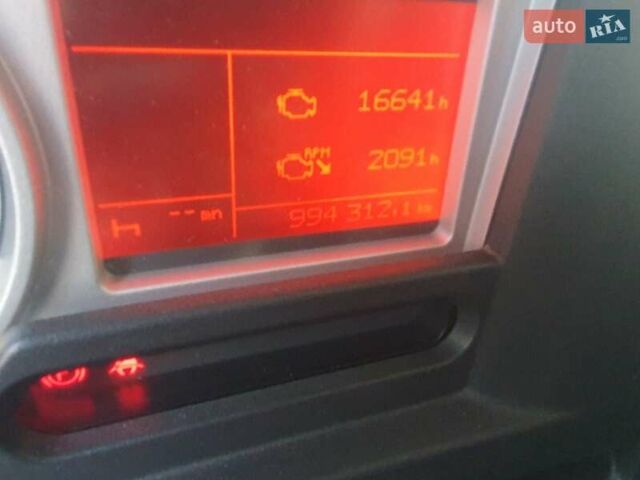 Синій Рено Магнум, об'ємом двигуна 12.8 л та пробігом 994 тис. км за 16500 $, фото 5 на Automoto.ua