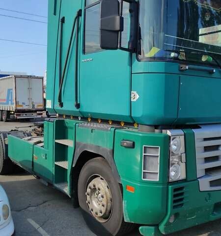 Зеленый Рено Магнум, объемом двигателя 11.96 л и пробегом 1000 тыс. км за 5500 $, фото 1 на Automoto.ua