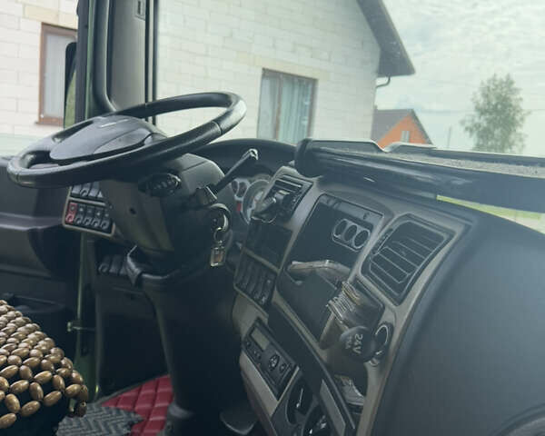 Зеленый Рено Магнум, объемом двигателя 12.78 л и пробегом 110 тыс. км за 15000 $, фото 11 на Automoto.ua