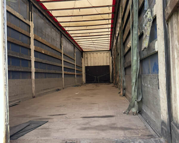 Зеленый Рено Магнум, объемом двигателя 12.78 л и пробегом 110 тыс. км за 15000 $, фото 5 на Automoto.ua