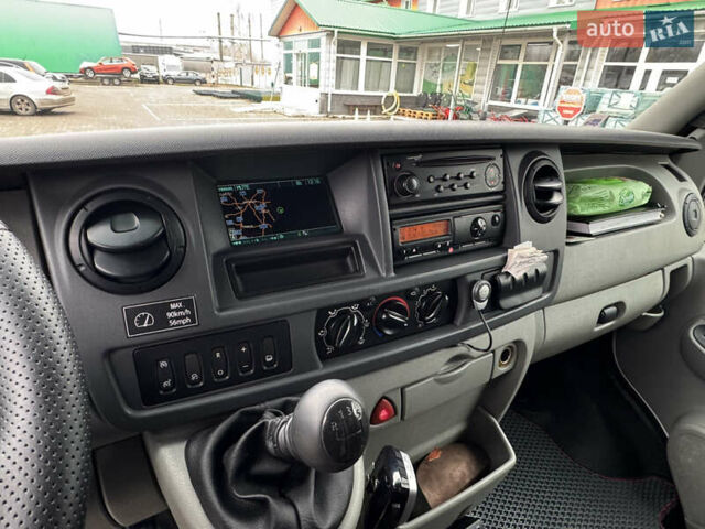 Белый Рено Mascott, объемом двигателя 2.95 л и пробегом 500 тыс. км за 17950 $, фото 55 на Automoto.ua