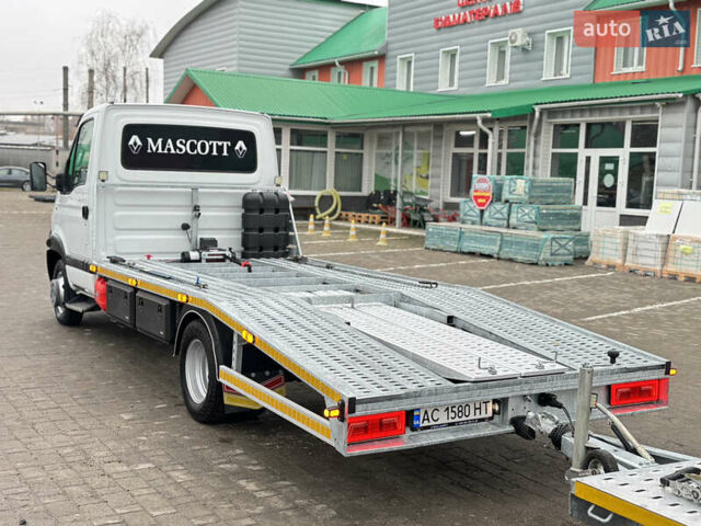 Белый Рено Mascott, объемом двигателя 2.95 л и пробегом 500 тыс. км за 17950 $, фото 10 на Automoto.ua