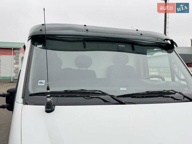 Белый Рено Mascott, объемом двигателя 2.95 л и пробегом 500 тыс. км за 17950 $, фото 31 на Automoto.ua