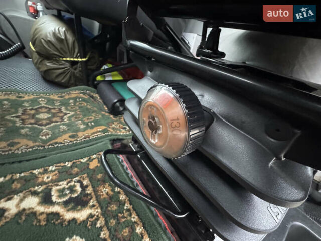 Белый Рено Mascott, объемом двигателя 2.95 л и пробегом 500 тыс. км за 17950 $, фото 54 на Automoto.ua