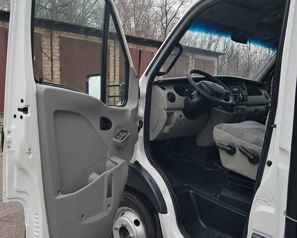 Белый Рено Mascott, объемом двигателя 2.95 л и пробегом 450 тыс. км за 10600 $, фото 7 на Automoto.ua