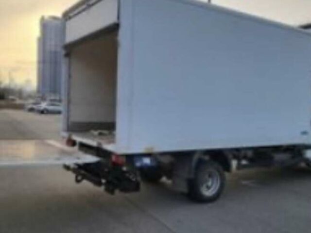 Білий Рено Mascott, об'ємом двигуна 3.2 л та пробігом 350 тис. км за 16000 $, фото 3 на Automoto.ua