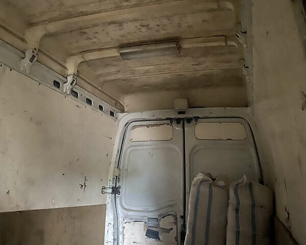 Белый Рено Mascott, объемом двигателя 2.8 л и пробегом 430 тыс. км за 6500 $, фото 5 на Automoto.ua