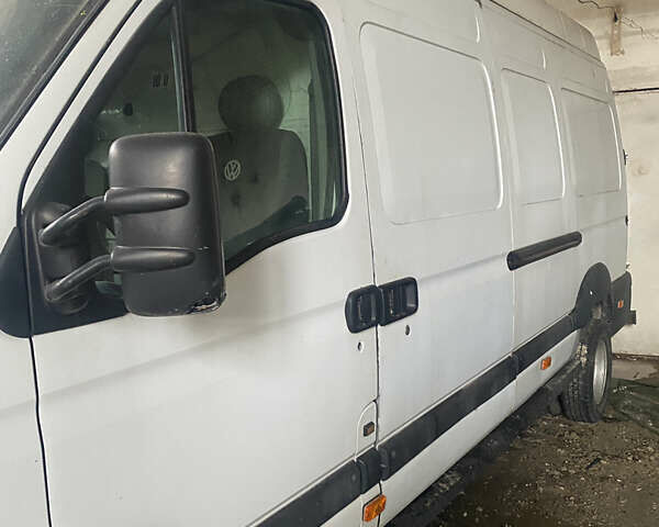 Белый Рено Mascott, объемом двигателя 2.8 л и пробегом 430 тыс. км за 6500 $, фото 1 на Automoto.ua