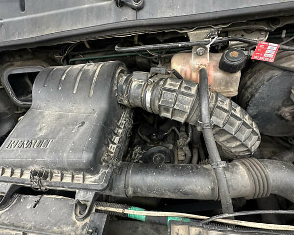 Белый Рено Mascott, объемом двигателя 2.95 л и пробегом 470 тыс. км за 14000 $, фото 11 на Automoto.ua