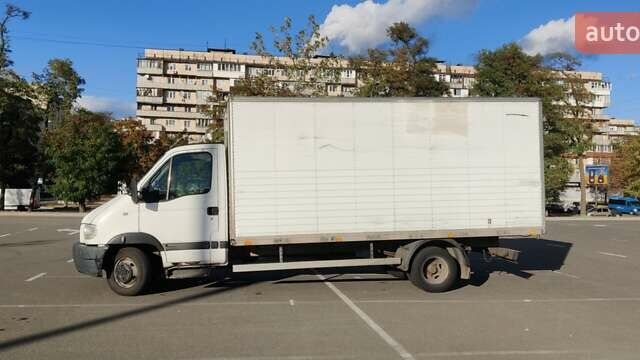 Белый Рено Mascott, объемом двигателя 2.8 л и пробегом 390 тыс. км за 7000 $, фото 3 на Automoto.ua