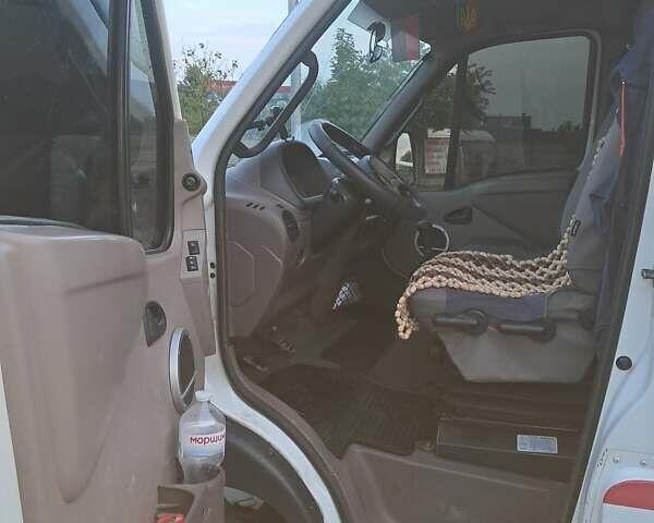 Білий Рено Mascott, об'ємом двигуна 2.8 л та пробігом 630 тис. км за 7000 $, фото 13 на Automoto.ua