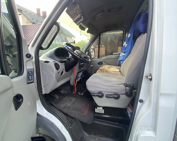 Білий Рено Mascott, об'ємом двигуна 2.8 л та пробігом 330 тис. км за 8500 $, фото 5 на Automoto.ua