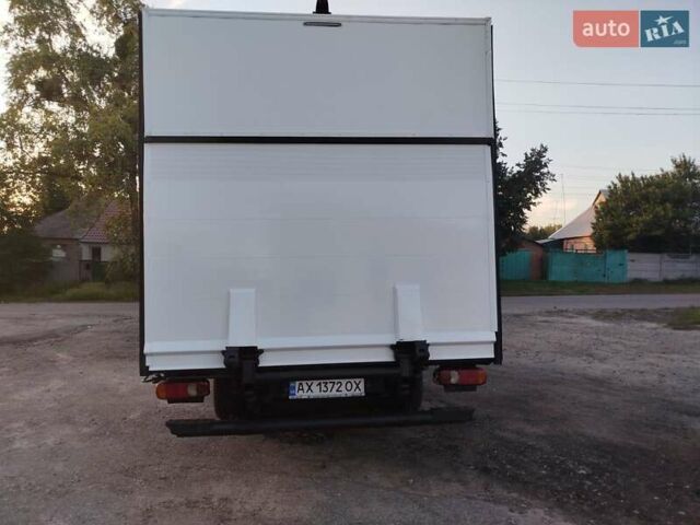 Белый Рено Mascott, объемом двигателя 2.95 л и пробегом 460 тыс. км за 11700 $, фото 6 на Automoto.ua