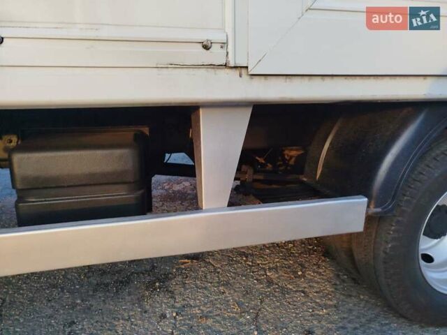 Белый Рено Mascott, объемом двигателя 2.95 л и пробегом 460 тыс. км за 11700 $, фото 13 на Automoto.ua