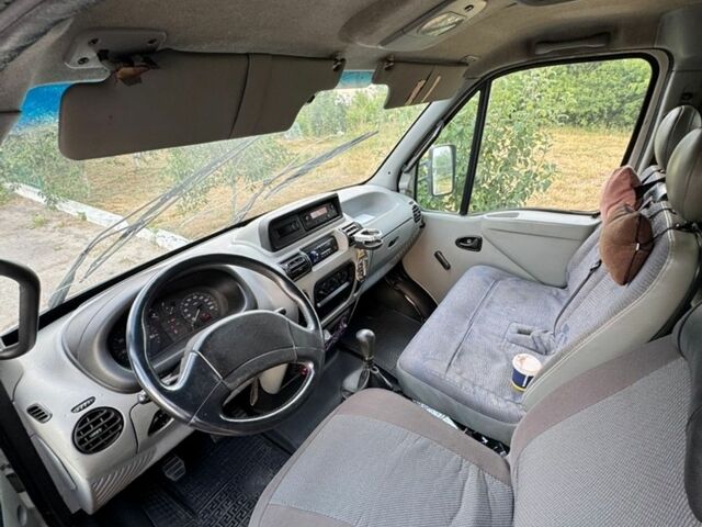 Білий Рено Mascott, об'ємом двигуна 2.8 л та пробігом 937 тис. км за 10800 $, фото 29 на Automoto.ua