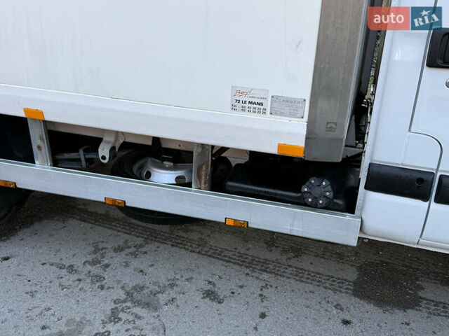 Белый Рено Mascott, объемом двигателя 2.8 л и пробегом 384 тыс. км за 12500 $, фото 28 на Automoto.ua