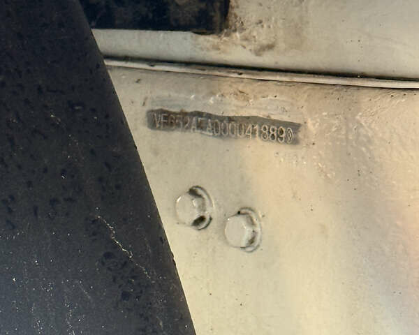 Белый Рено Mascott, объемом двигателя 2.8 л и пробегом 384 тыс. км за 12500 $, фото 9 на Automoto.ua