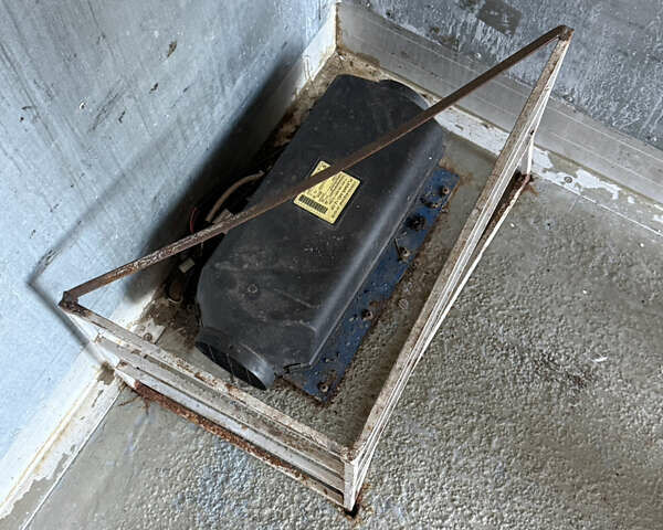 Белый Рено Mascott, объемом двигателя 2.8 л и пробегом 384 тыс. км за 12500 $, фото 12 на Automoto.ua