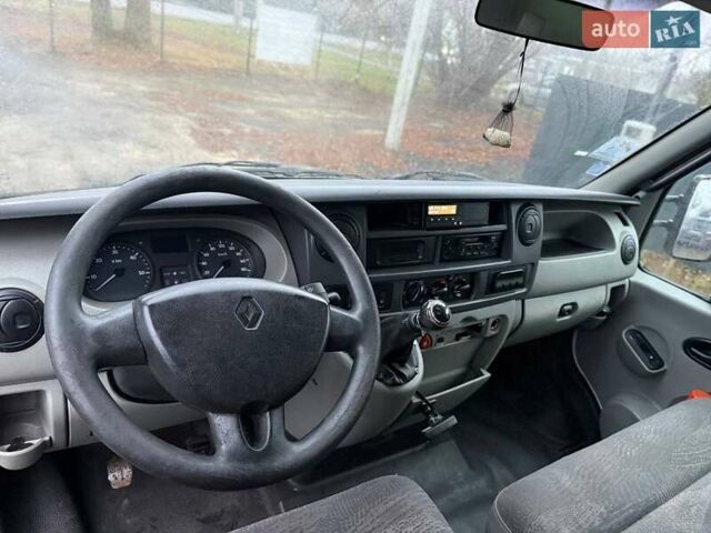 Белый Рено Mascott, объемом двигателя 2.95 л и пробегом 407 тыс. км за 12500 $, фото 6 на Automoto.ua